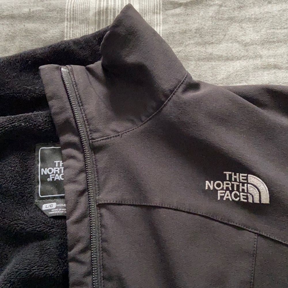 NORTHFACE medium weight women's jacket